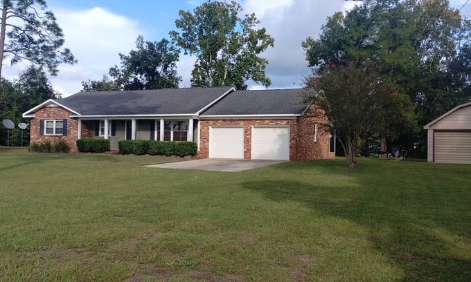 Bainbridge Casa | Boat'n, Fish'n, Ski'n & Relax'n on the beautiful Flint River in Bainbridge, Ga.