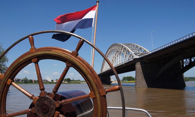 Nijmegen-Centrum Cama Y Desayuno | Boat Opoe Sientje