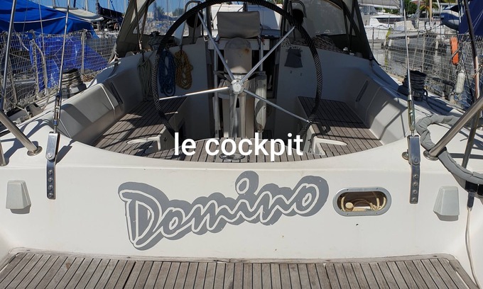 Pointe-a-Pitre Alquiler De Eote | Alquiler de cabañas en el muelle al pie del fuerte