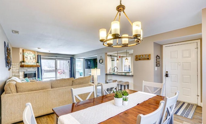 Osage Beach Apartamento | Boat Slip and Pools Lakefront Osage Beach Condo
