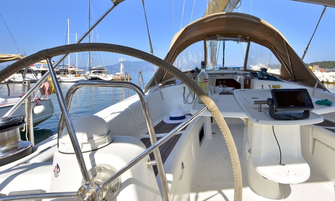 Corfu Town Alquiler De Eote | Boat 'Sun Odyssey 43id' with Sea View & Wi-Fi
