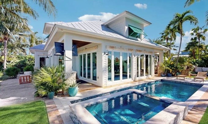 Sunshine Estates Casa | Boaters Paradise - Luxury Islamorada waterfront home