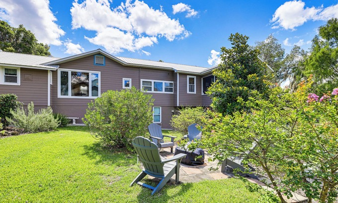 Citrus Springs Casa | Boathouse & Dock: Riverfront Dunnellon Getaway!