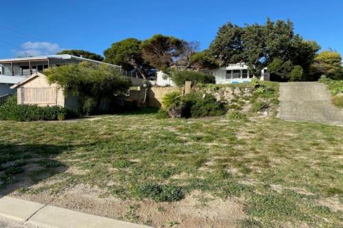 Lancelin Casa | Boathouse - Highest Hilltop On Oceanfront
