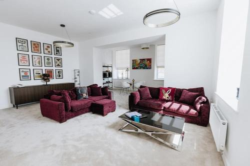 Leeds Casa | BOBBIN ROW - Grade 2 Listed Property with a Beautiful Design with Access to Leeds