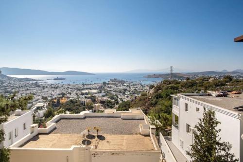 Bodrum City Center Apartamento | BODRUM BURCU RESIDENCE, Magnificent Sea View, Cozy, Free Otopark, Free Wifi