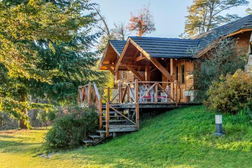 Puerto Manzano Casa | BOG La Florcita - Casa en Puerto Manzano rodeada de bosque
