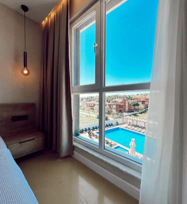 Riva Hotel | Bohem Airport Black Sea Hotel & Restaurant