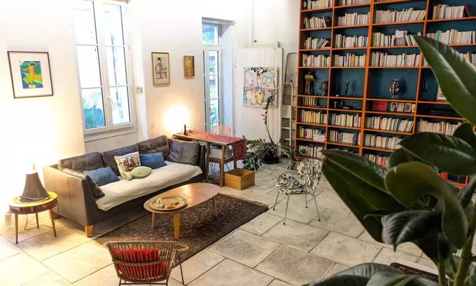 Le Camas Casa | Bohemian house downtown, studio, parking