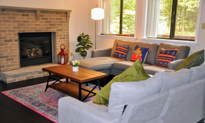Hamlin Cabina | Bohemian, Luxurious Retreat in Hideout, Poconos.