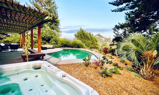 Sebastopol Casa | Bohemian Wine County Sanctuary on 4 acres in Sonoma County