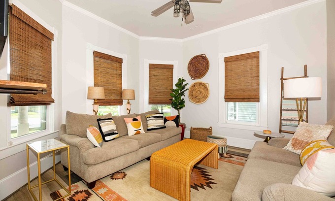 Houston Heights Casa | Boho Bungalow In Houston Heights
