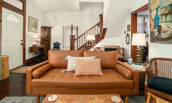 Northeast Kansas City Casa | Boho Bungalow KC - Historic Northeast