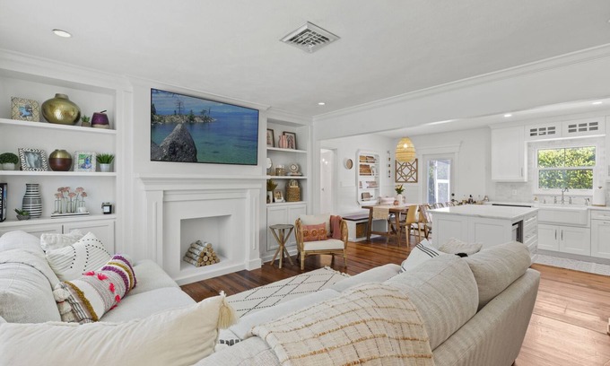 Fort Myers Casa | Boho Chic~ A perfect family vacation home, minutes from Sanibel Island