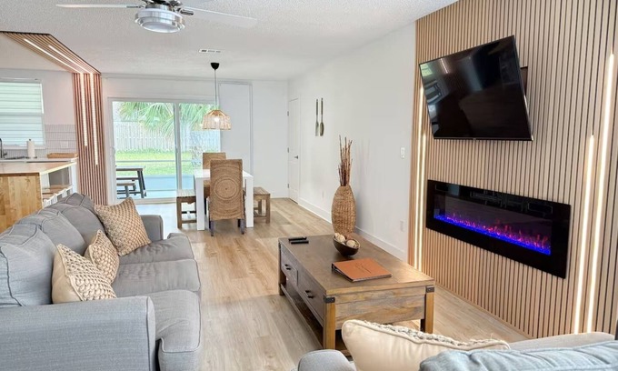 Palm Coast Casa | Boho Luxe Escape - Pet Friendly, Fire Pit, Grill, & Beach!
