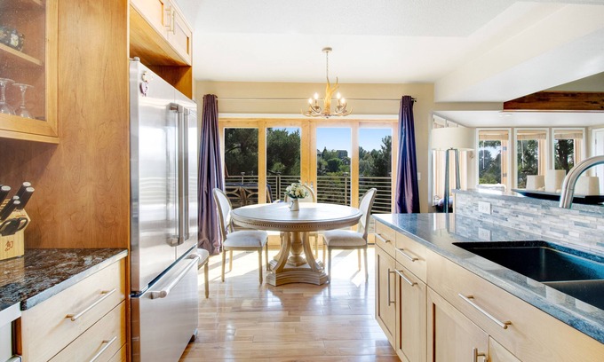 East End Casa | Boise Gem w/ fast WiFi, stunning views, hot tub, hiking nearby, & large deck
