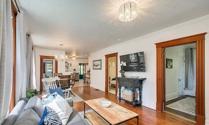 East End Casa | Boise-Northeast-Historic-central location