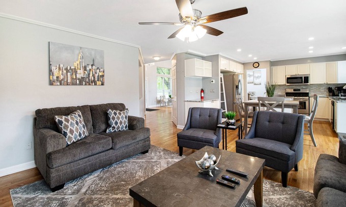 Bolingbrook Casa | Bolingbrook Rental - Jonathan Way