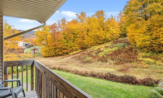 Bolton Valley Condominio | Bolton Condo 3 Bedroom Condo by RedAwning