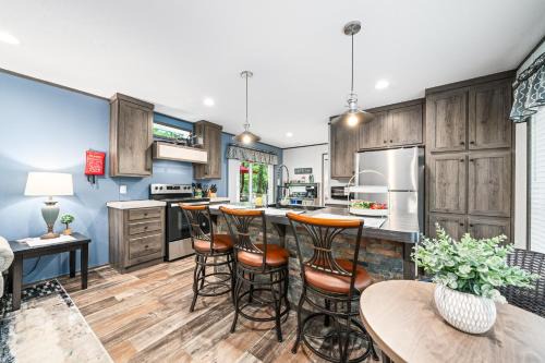 Sparta Casa | Bon Air Bungalow