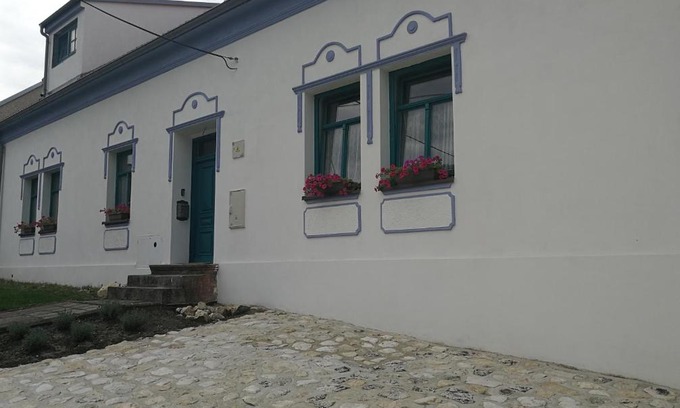 Horni Vestonice Apartamento | Bona Terra