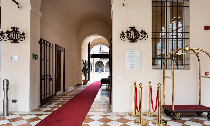 Old Town Casa | Bonacolsi Collection , Mantegna Hotels