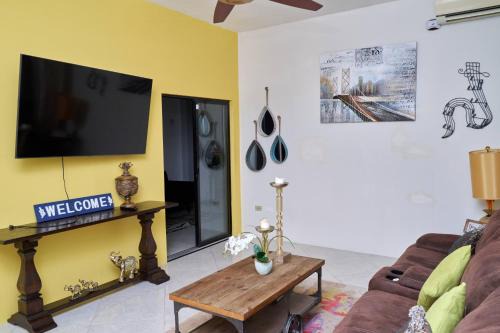 Caribbean Estates Casa | Bondi's Getaway