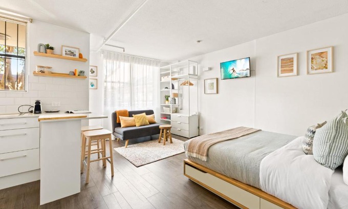 Bondi Apartamento | Bondi Studio with Rooftop Pool & Beach Views