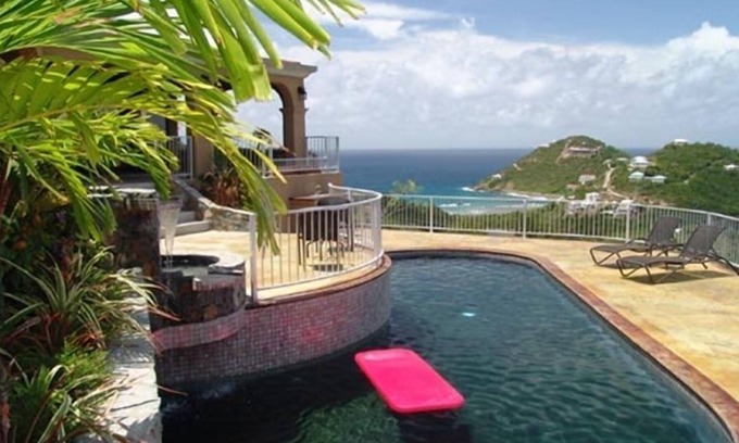 Hart Bay Villa | Bongo Bongo - St. Villa de dos dormitorios más fresca de John
