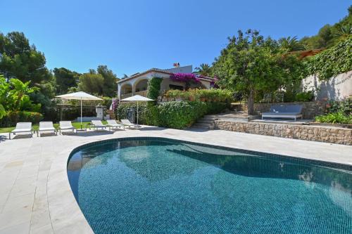 Javea Chalet De Esquí | Bonita stay B Light Piscina climatizada, bbq, wifi