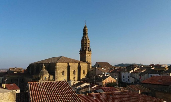 Briones Apartamento | BONITO ALOJAMIENTO EN BRIONES