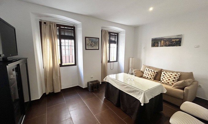 Utrera Apartamento | Bonito apartamento en el centro de Utrera, muy bien comunicado.