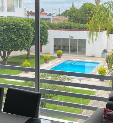 León Apartamento | Bonito depto super comodo y cerca de todo
