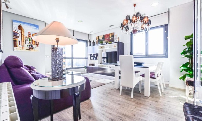 Hortaleza Apartamento | Bonito piso luminoso en urbanización de lujo