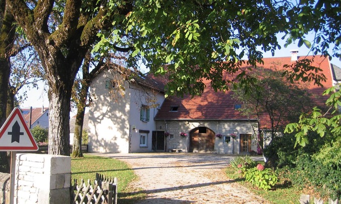 Bonnefontaine Apartamento | APARTAMENTO BONNEFONTAINE JURA 4 A 6 PERSONAS