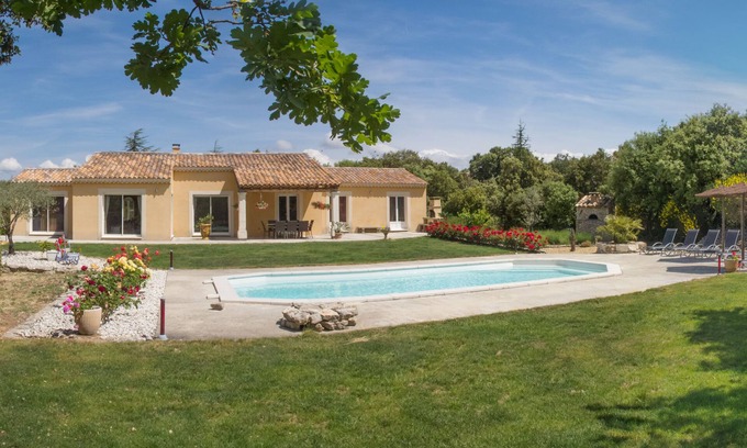 Bonnieux Villa | Villa Nueva en el Corazón de Luberon
