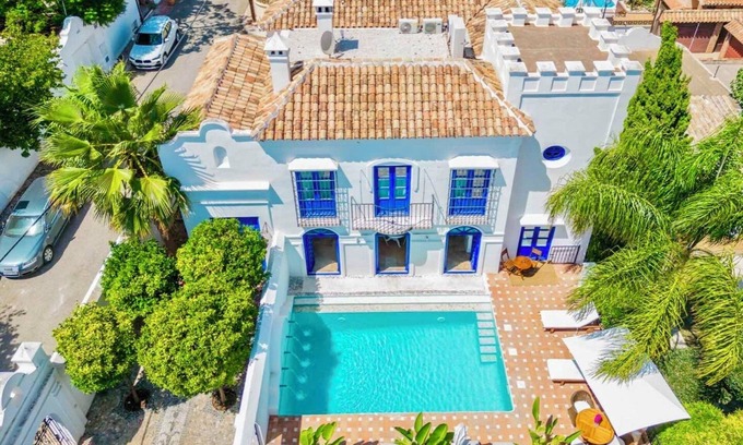 Marbella Chalet De Esquí | Book a private stay at this incredible 5br villa, the top ranked B&B in Marbella