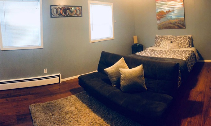 Kodiak Apartamento | Libro para el valor, estancia para la vista!