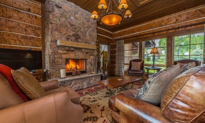 Spanish Peaks Casa | Cabaña de lujo de Spanish Peaks con jacuzzi privado, fogata y vistas espectaculares