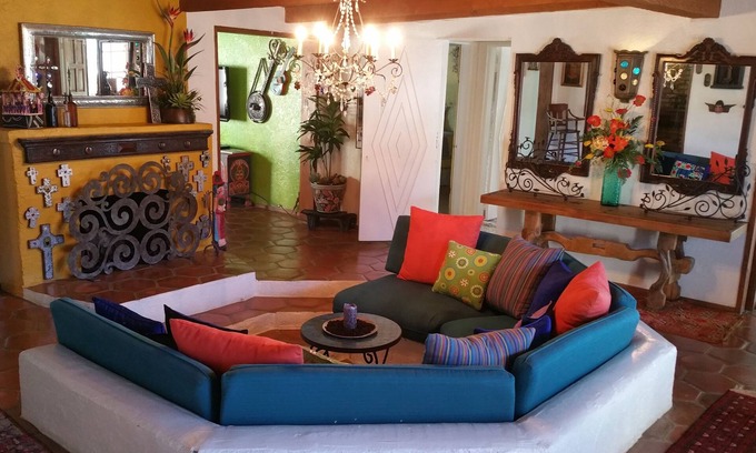 La Quinta Cove Casa | Bella histórico Villa Española de 1930 con casita de invitados separada