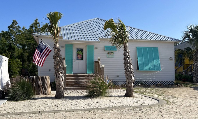 Fort Morgan Cabaña | Book Now for Vacay~3 Bedroom~Spectacular Cottage ~ Nearby Beach Access