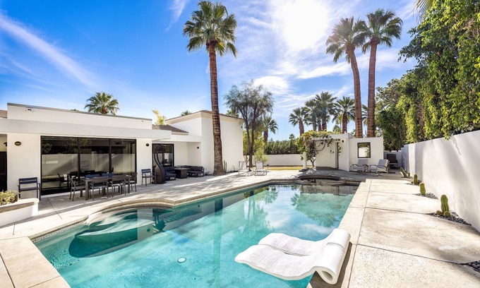 Old Las Palmas Casa | Modern Home with Heated Pool and Hot Tub! Dog Friendly! Firepit! Grill!