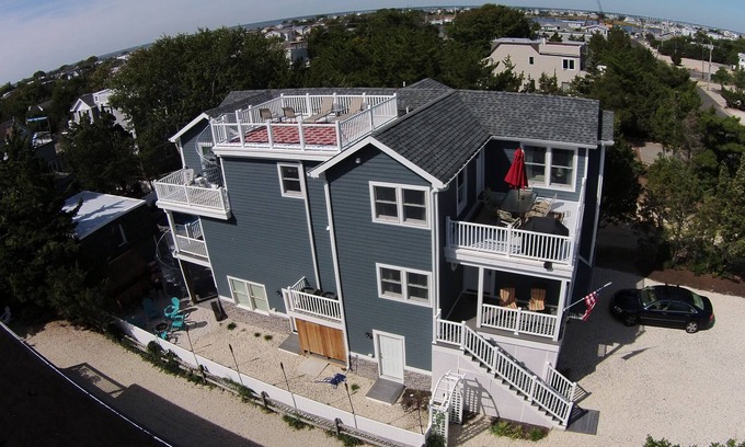 Barnegat Light Casa | Nueva construcción con piscina y Jacuzzi - 4 casas de la playa!