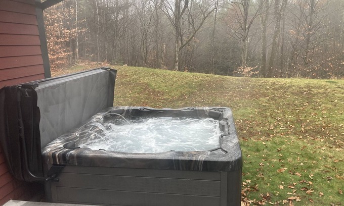 Thornton Casa | Book your spring getaway now. Private hot tub and a pellet grill/smoker.