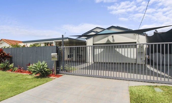 Golden Beach Casa | Booker Parade, 22, Golden beach