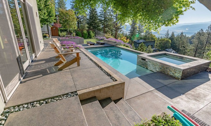 Ashland Casa | The Aloha House ~ Piscina y jacuzzi