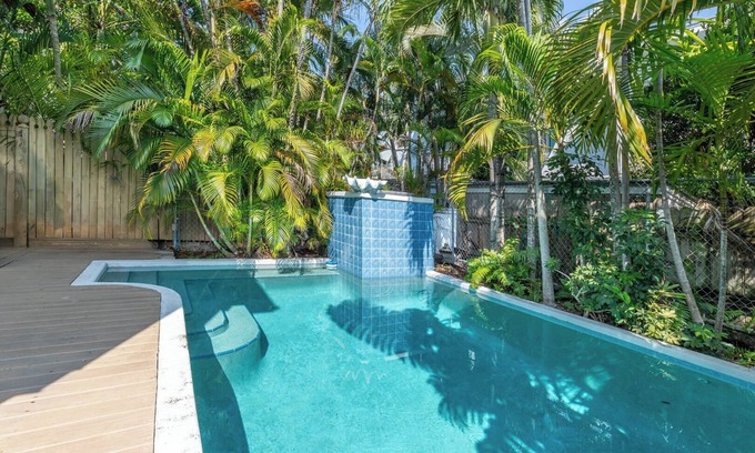 Meadows Casa | Boomerang Boathouse in Key West