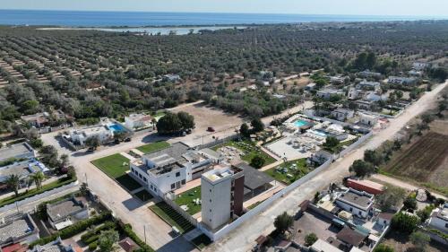 Torre Colimena Hotel | Boomerang Village