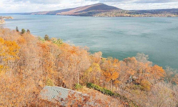 Naples Casa | Bopple Hill Lodge - Modern Cabin with Lake View