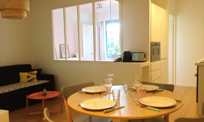 Cauderan Apartamento | BURDEOS CAUDERAN, APARTAMENTO NUEVO, CLASE 3 ESTRELLAS, A 10 MIN DEL CENTRO